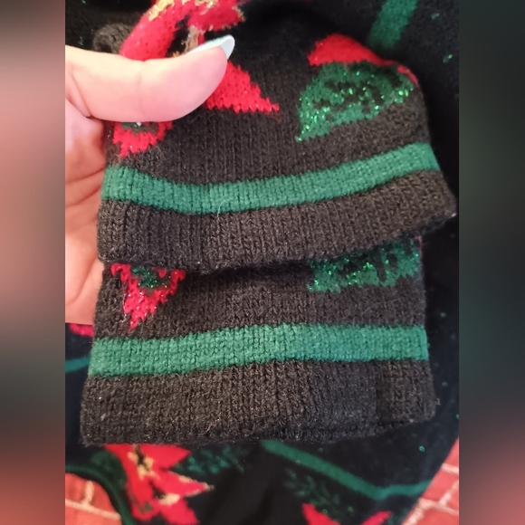 ๐๐๐ง๐ ๐๐๐จ๐ญ๐ญ ๐๐'๐ฌ ๐๐ง๐ข๐ญ๐ญ๐๐ ๐๐ฆ๐๐ฌ ๐๐ฐ๐๐๐ญ๐๐ซ - Picture 7 of 16